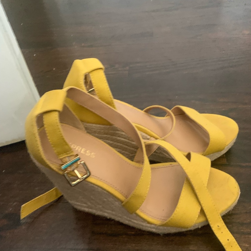 Heels contact me 4753317497